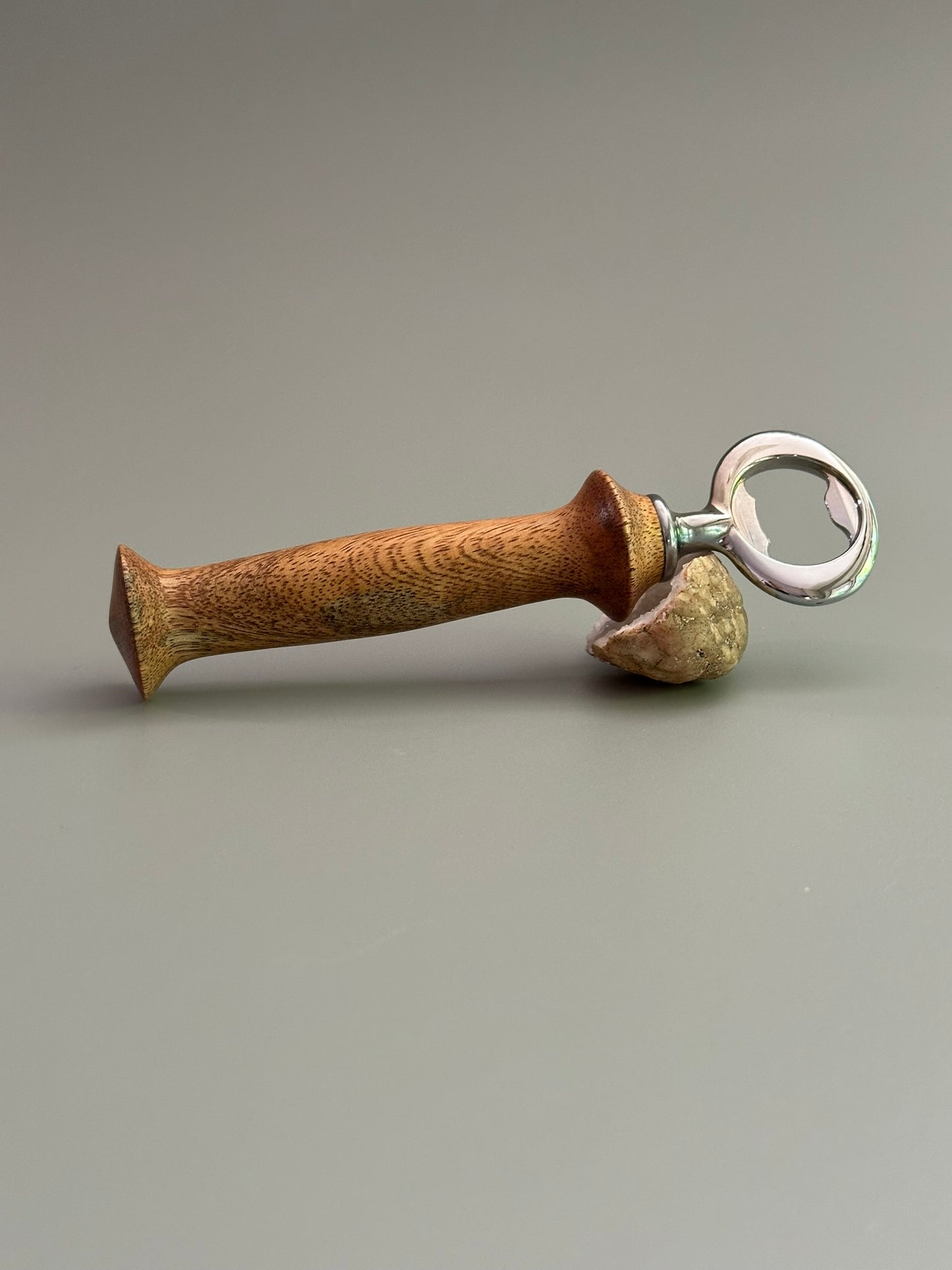 Golden Glow Bottle Opener – Hand-Turned Figured Mango Wood Bar Tool with Artistic Flair